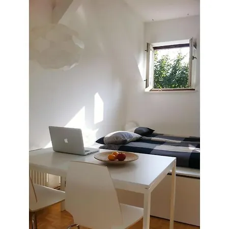 The Cute, Sunny Apartment In The Center +P Ljubljana Exterior photo